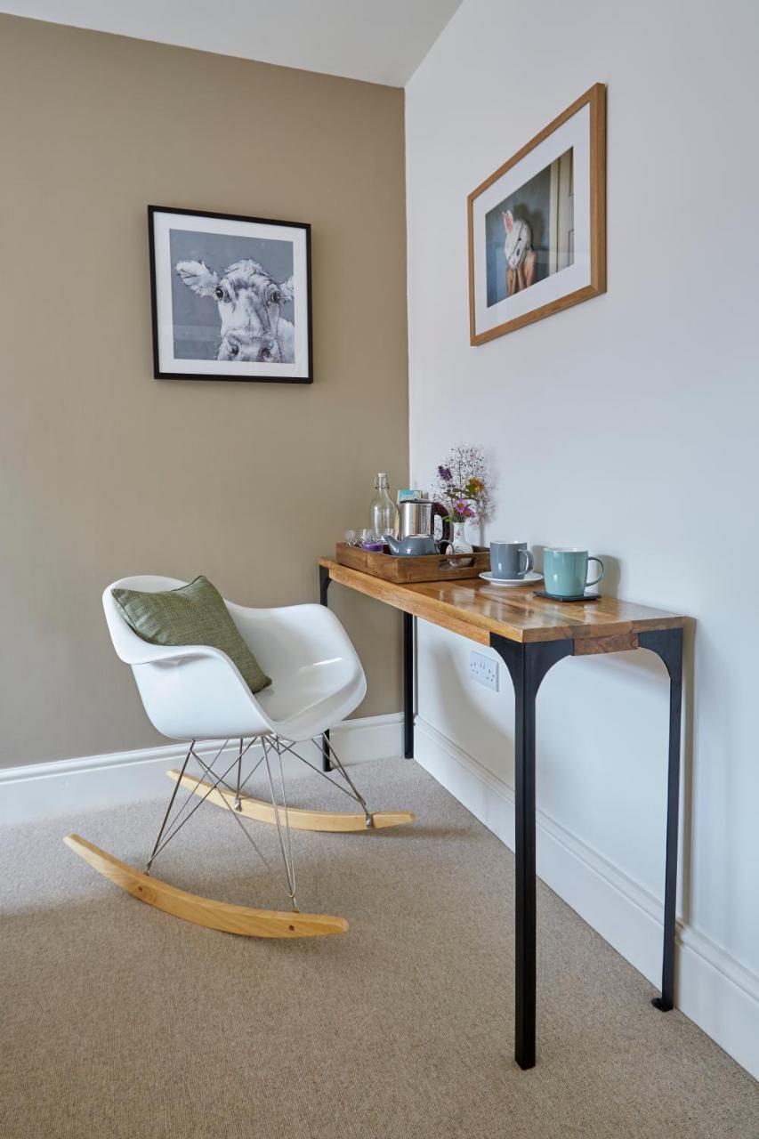 Lyndhurst House Luaran gambar