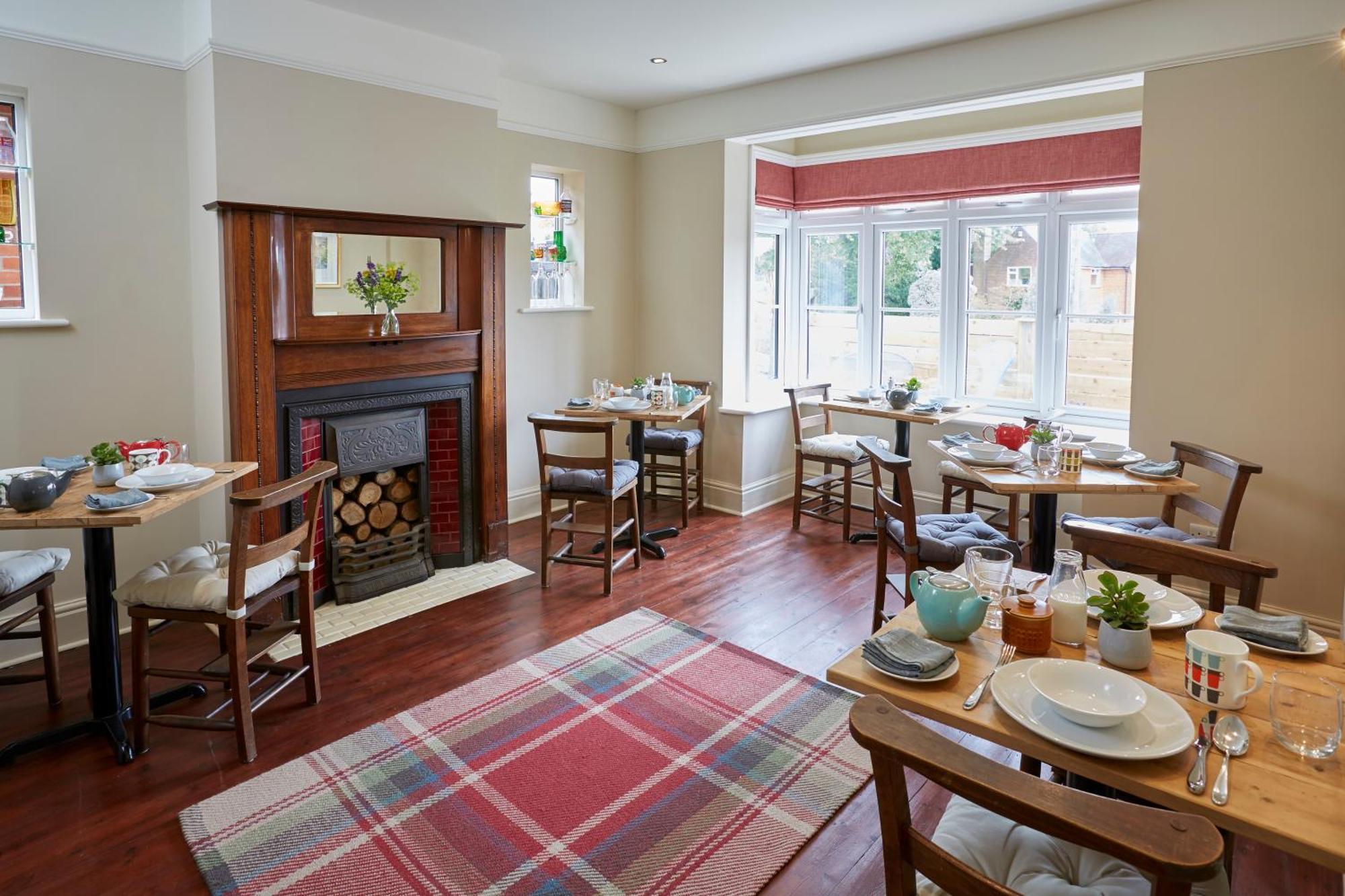 Lyndhurst House Luaran gambar